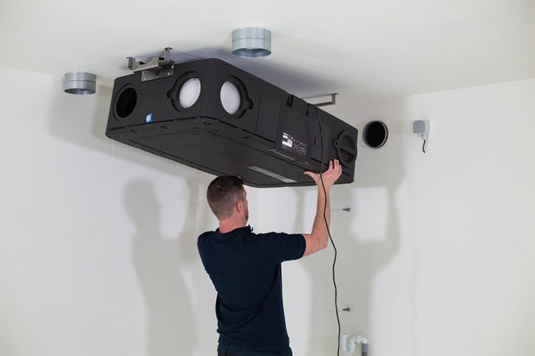 RENSON_Flux-Flat_installatie_04-768x512.jpg